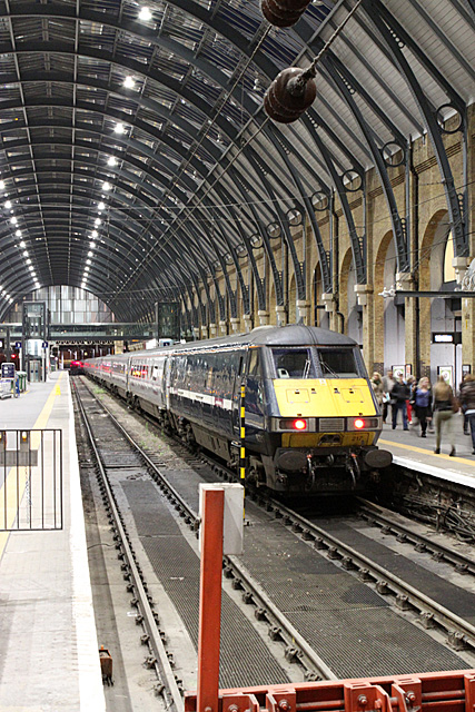 DVT82217 at Kings Cross