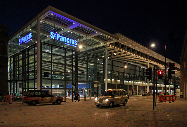 St.Pancras International - functional night time illumination.