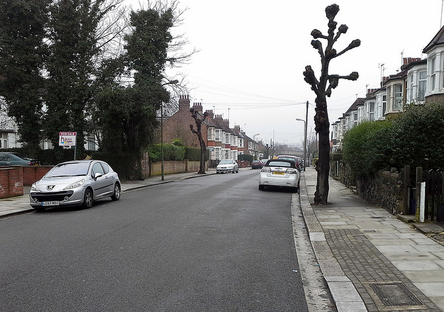 8541889952_8e30e83a3a_z