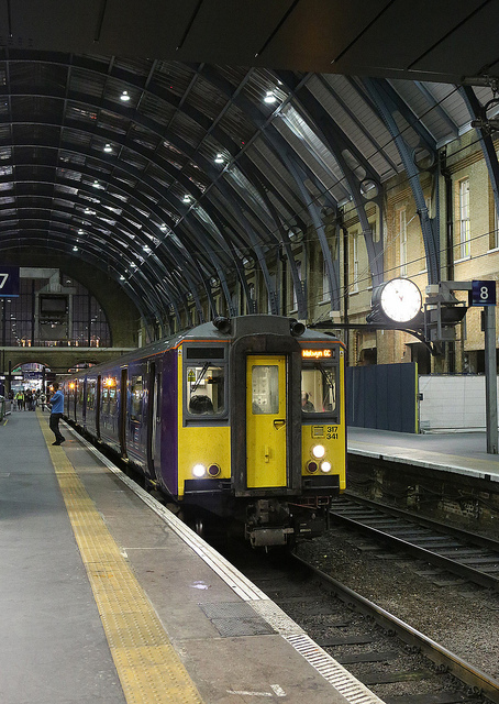The 23:06 Cambridge service at Kings Cross.   Ignore the Welwyn GC blind - the driver will correct that when he wakes up ;-)